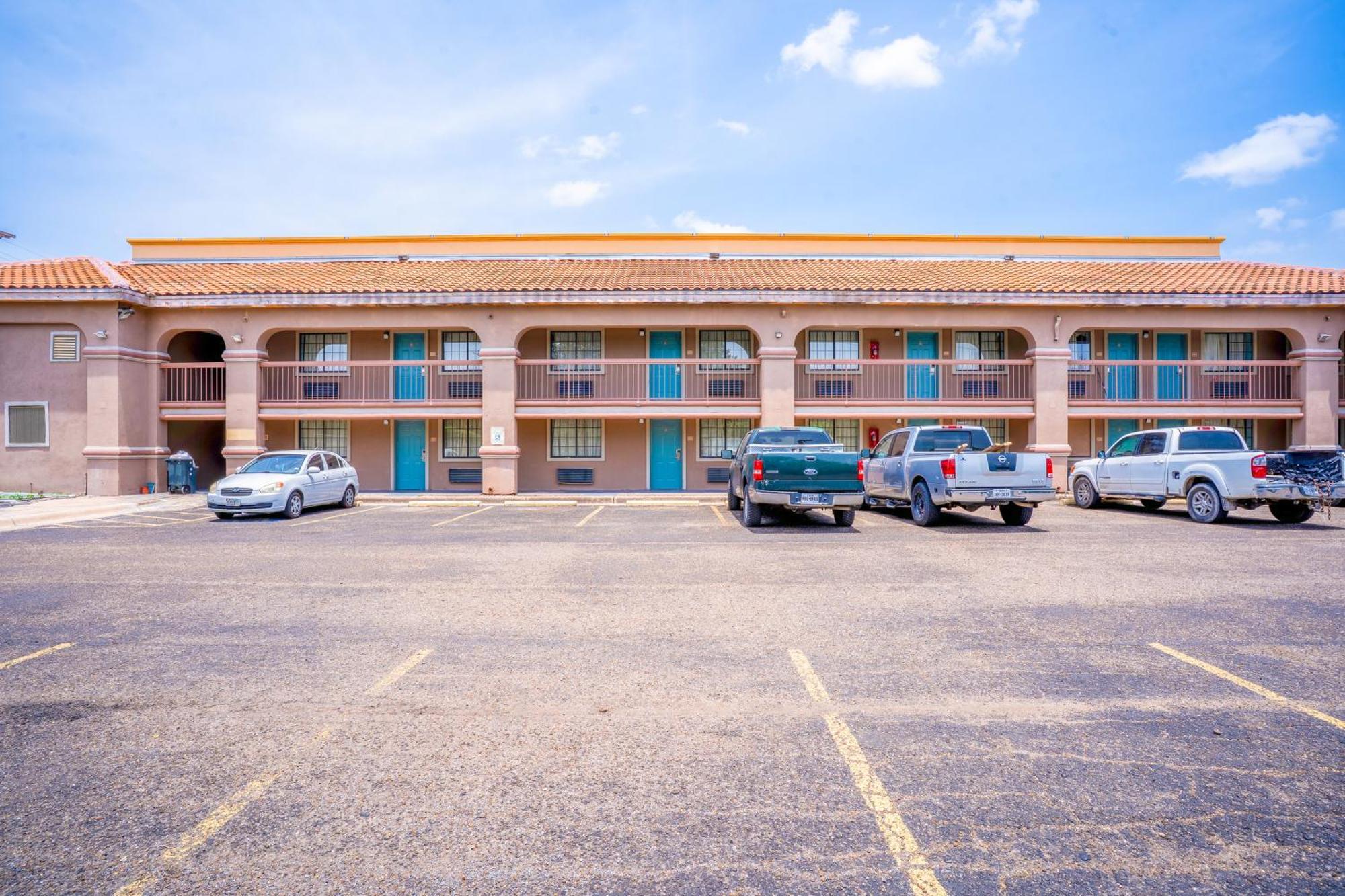 Lone Star Inn & Suites By Oyo Harlingen Tx Luaran gambar